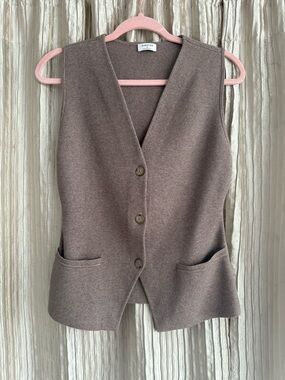 Babaton Taupe Stakes Sweater V-Neck Vest